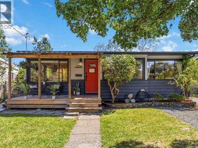 House for sale in Saanich, British Columbia