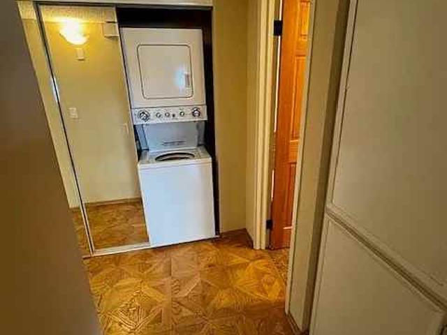 Condo for rent in Canoga Park, California