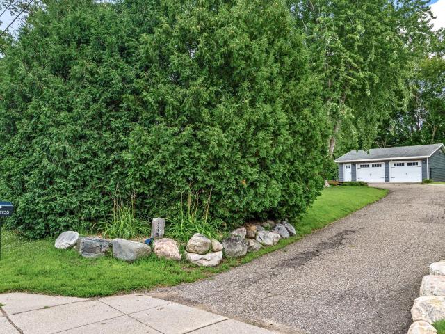 House for sale in Long Lake