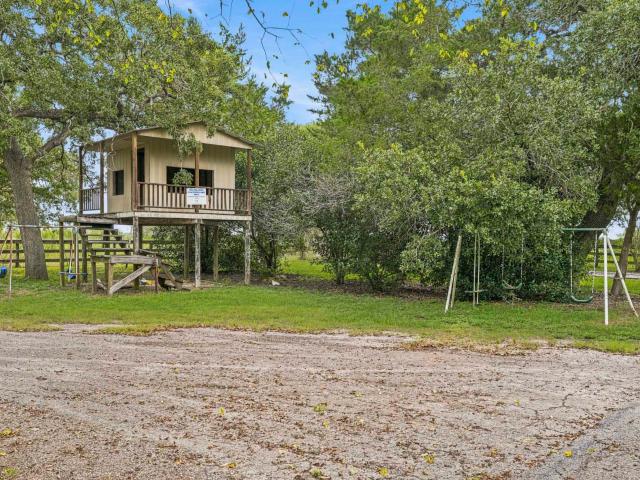 Farm for sale in Hallettsville, Texas