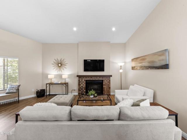 Condo for sale in Simi Valley, California