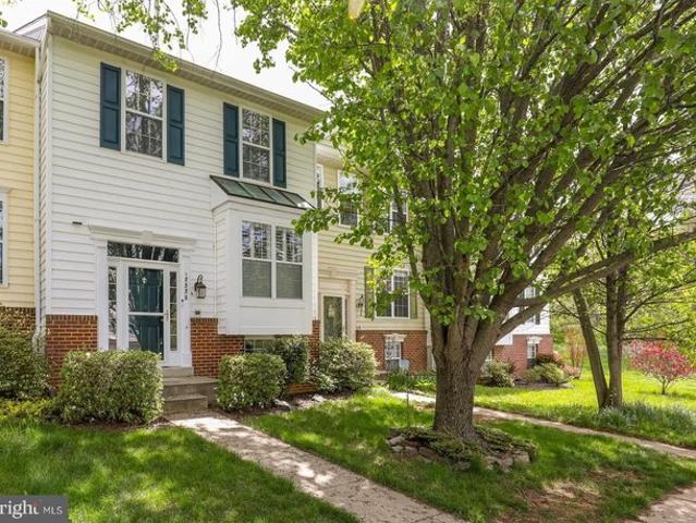 Townhouse for sale in Virginia
