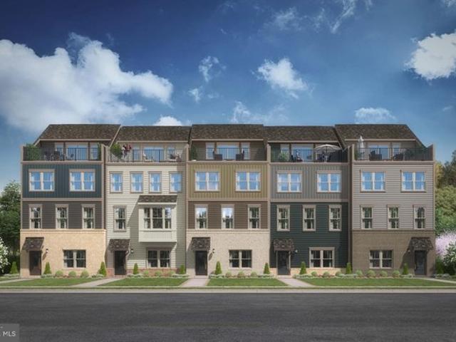 Townhouse for sale in Virginia
