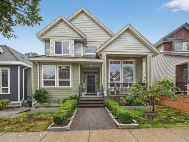 House for sale in Surrey Centre, Surrey