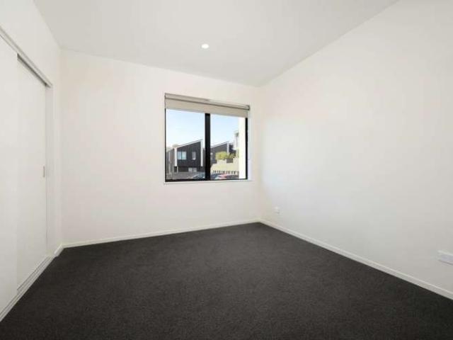 Townhouse for rent in Hillersden