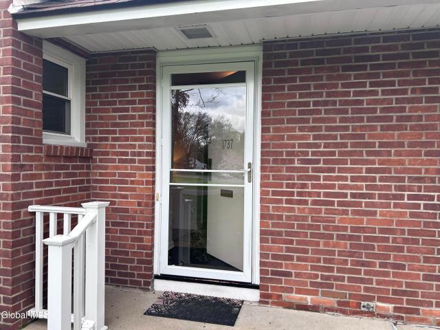 House for sale in Niskayuna, New York