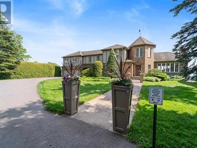 House for sale in Sault Sainte Marie, Ontario