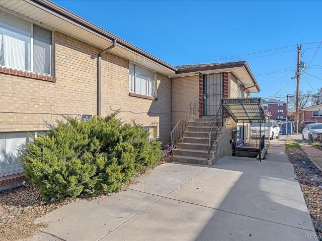 House for sale in Aurora, Colorado