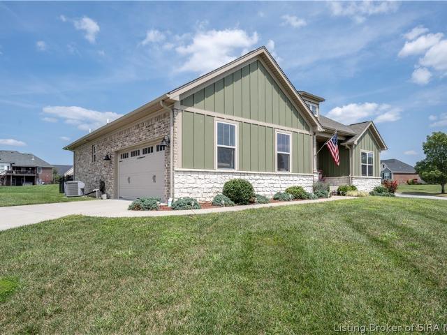 House for sale in Henryville, Indiana