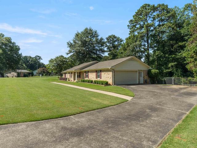 House for sale in Gardendale, Alabama