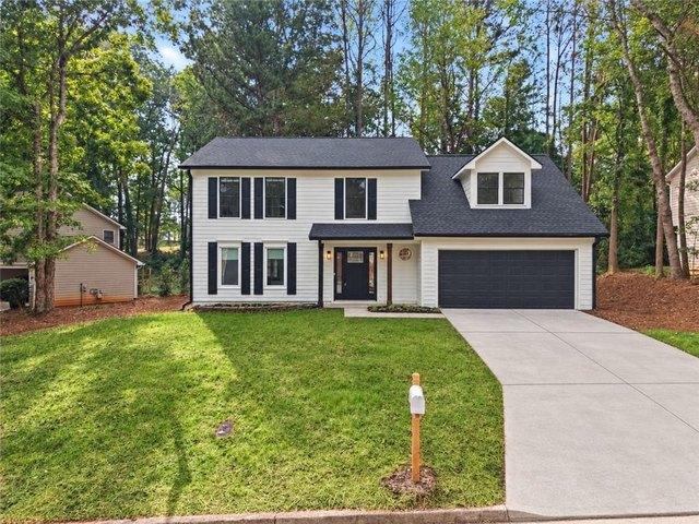 House for sale in Stone Mountain, DeKalb County