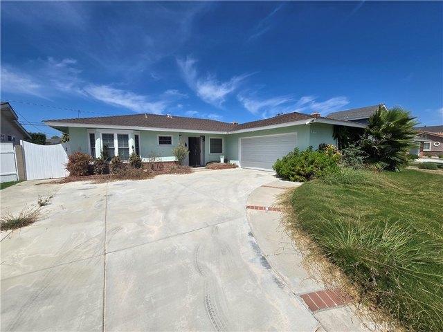 House for sale in Fountain Valley, California