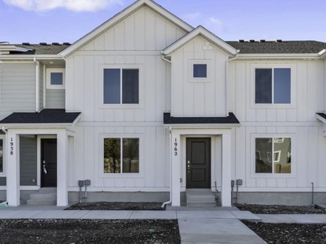 Townhouse for sale in Tooele, Utah