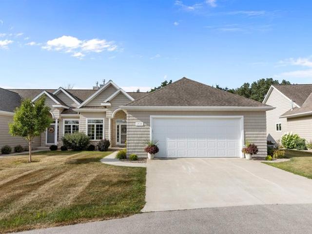 Condo for sale in De Pere, Wisconsin