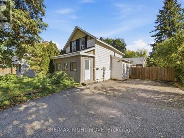 House for sale in Orillia, Central Ontario