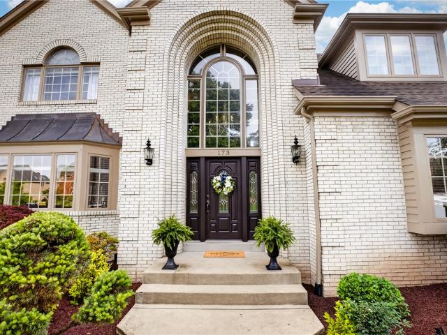 House for sale in Venetia, Pennsylvania