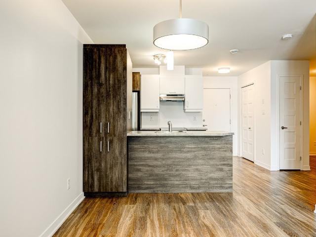 Apartment for rent in Sainte-julie, Quebec