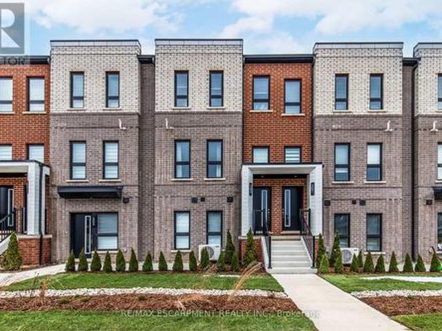 Townhouse for sale in Mountainview Heights, Hamilton
