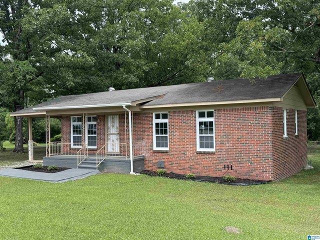 House for sale in Harpersville, Alabama