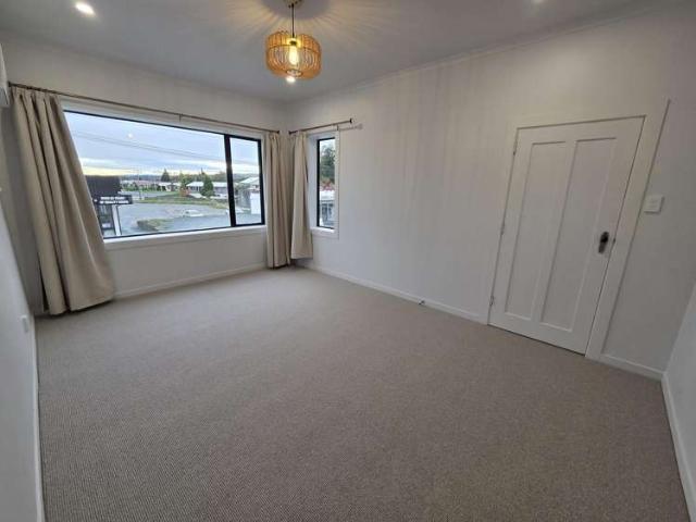 House for sale in Otakou