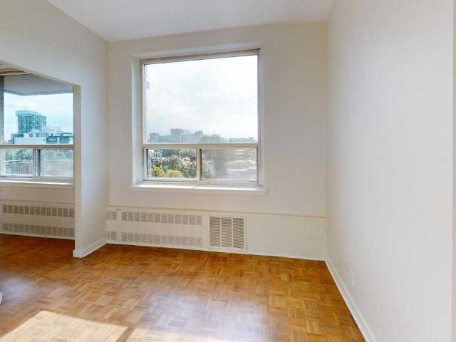 Apartment for rent in Golden Triangle, Ottawa