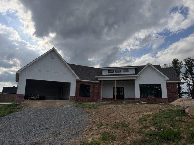 House for sale in Ark