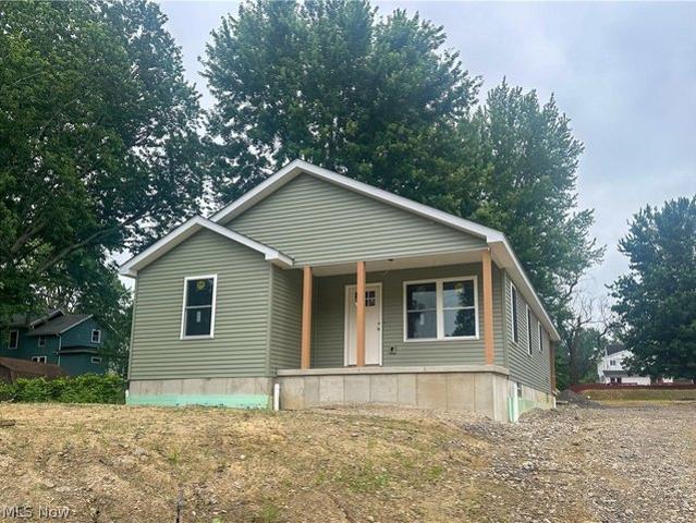 House for sale in Conneaut, Ohio