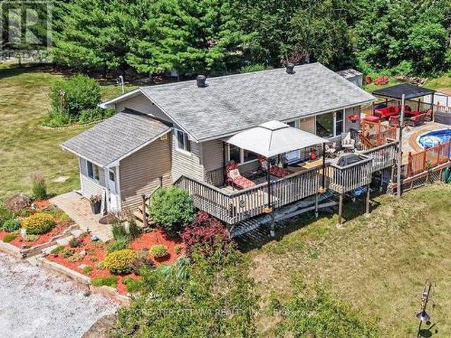 House for sale in Lanark Highlands, Ontario