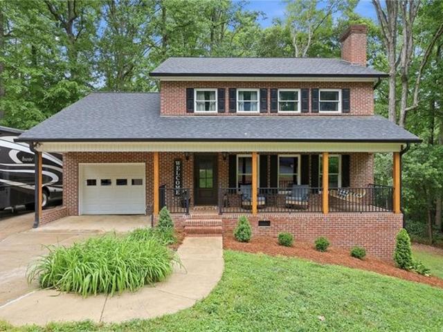 House for sale in Davidson, North Carolina