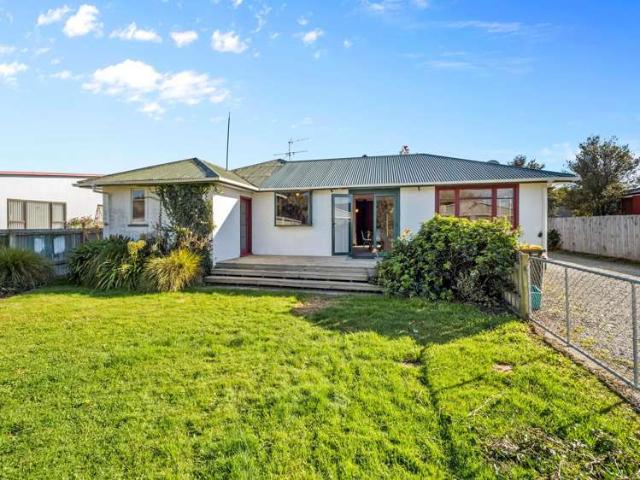 House for sale in Hakatere, Canterbury