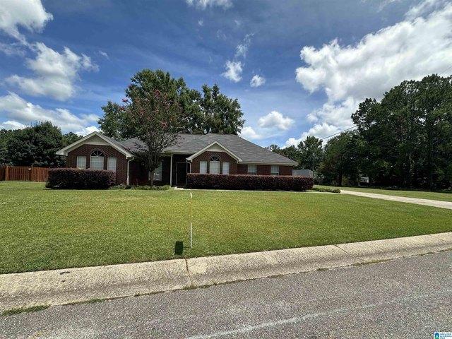 House for sale in Centreville, Alabama
