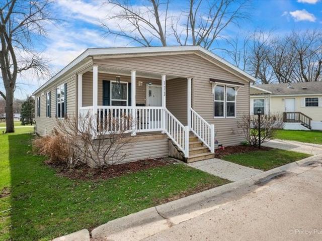 House for sale in Elgin, Illinois