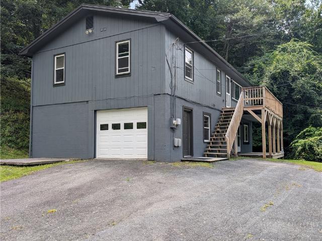 House for sale in Avery, North Carolina