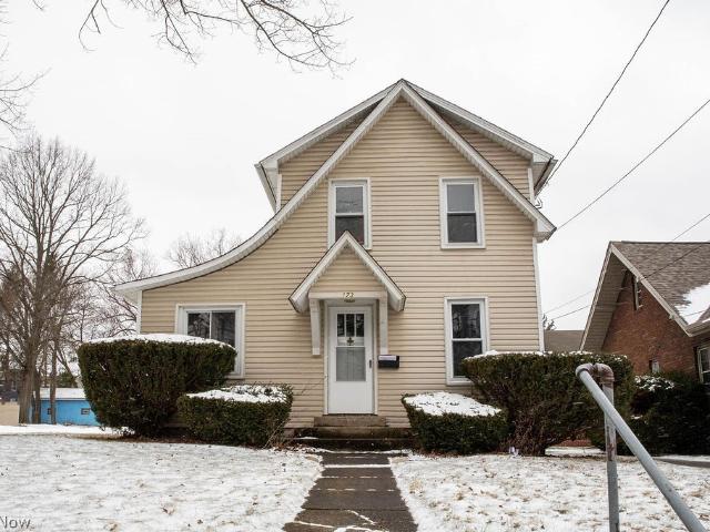 House for sale in Struthers, Ohio