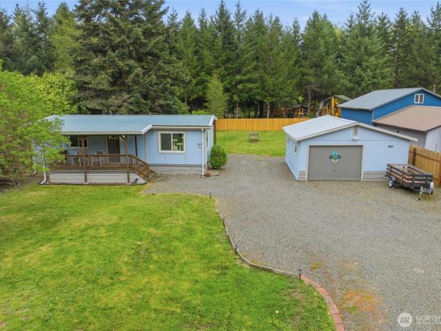 House for sale in Castle Rock, Washington