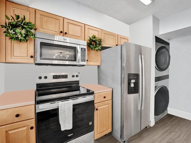 Townhouse for sale in Weston, Florida