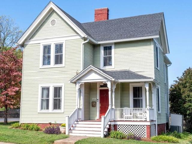 House for sale in Orange, Orange County
