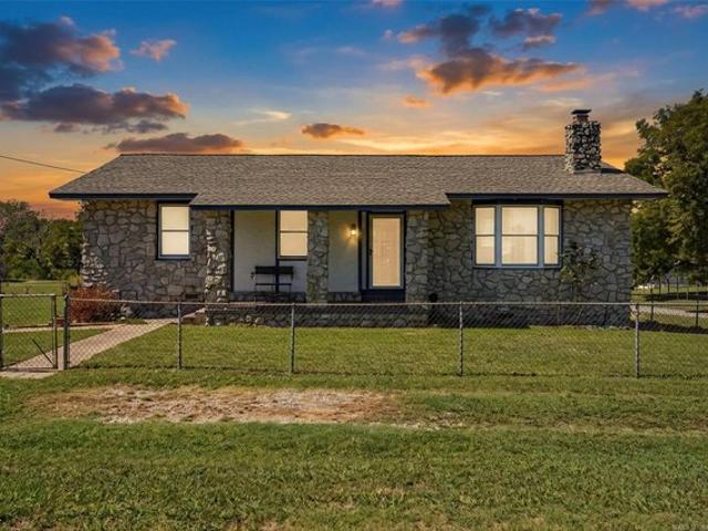 House for sale in New Prue, Prue