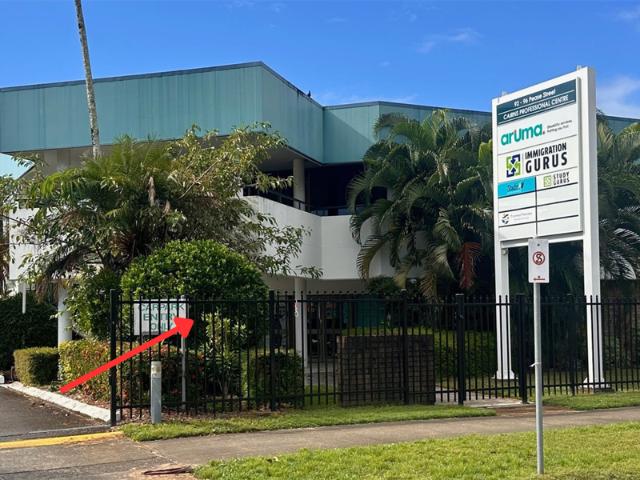 Office for rent in Manoora, Cairns