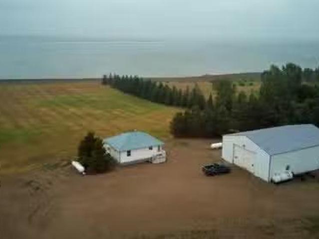 House for sale in Alberta