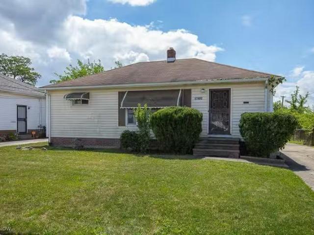 House for sale in Cleveland House for sale in Cleveland