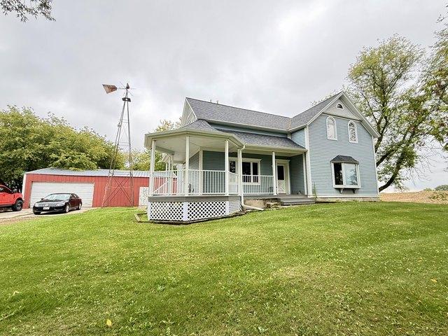House for sale in Mishicot, Manitowoc County
