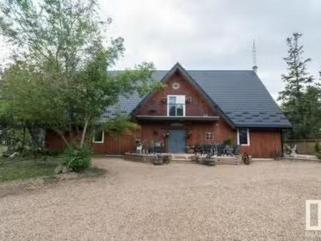 House for sale in Beaver, Alberta