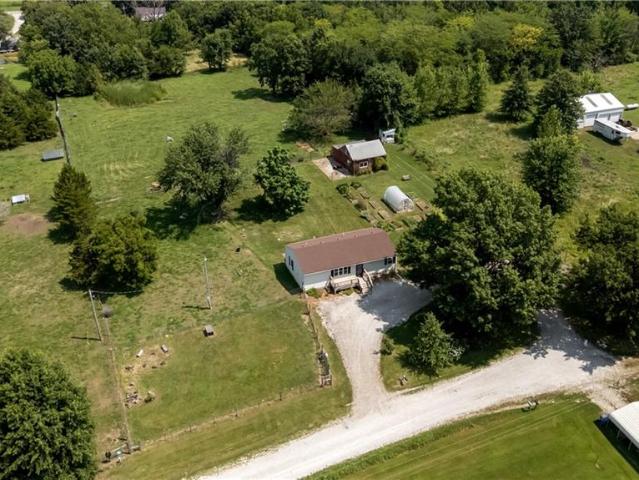House for sale in Harrisonville, Missouri