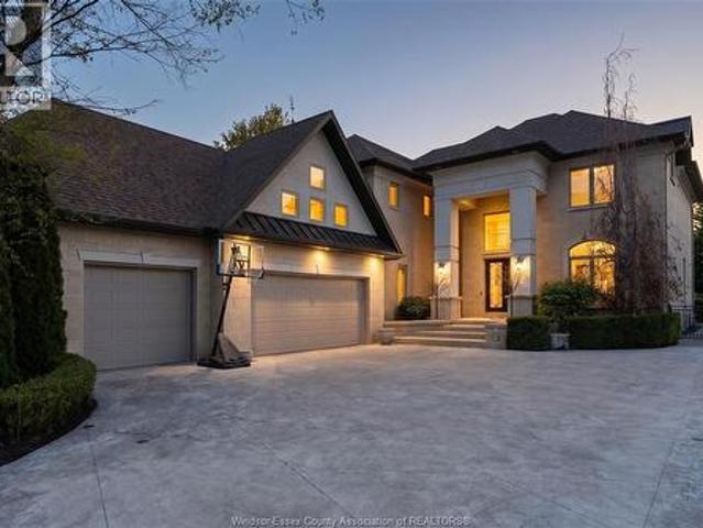 House for sale in Lakeshore, Ontario