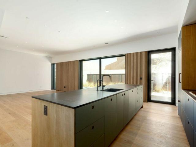 Townhouse for sale in Phoenix