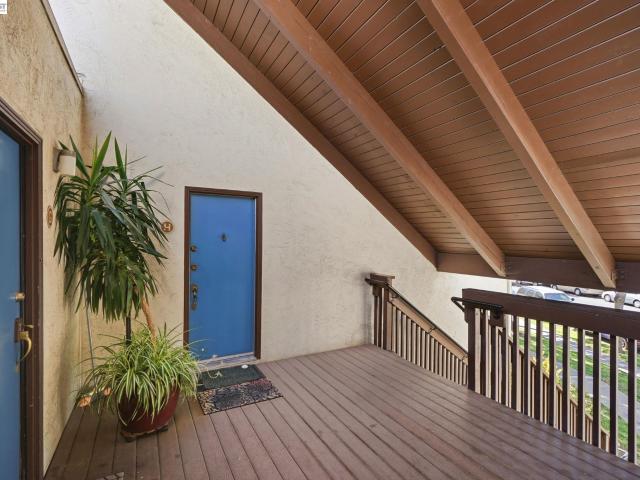 Condo for sale in Concord, California
