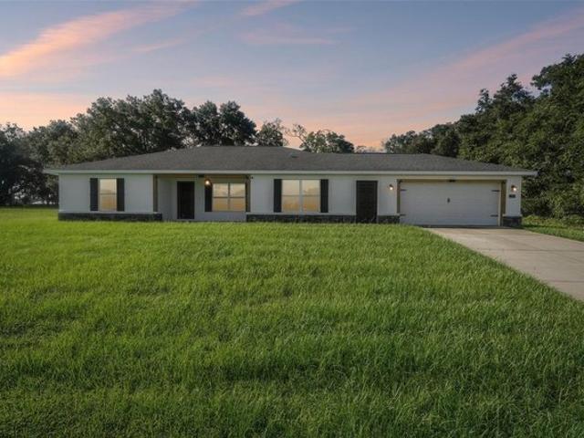 House for sale in Anthony, Florida