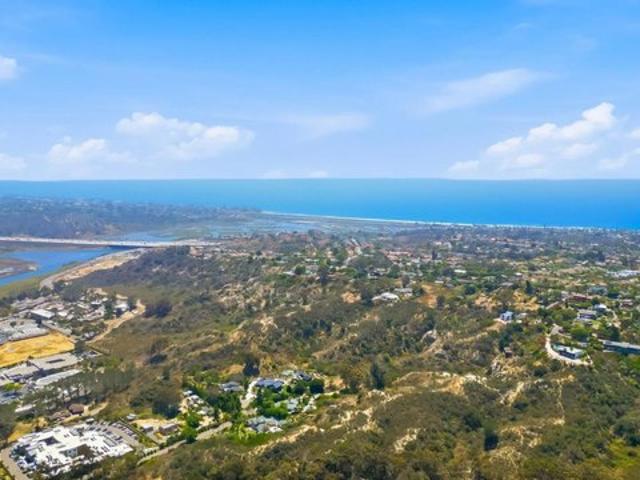Condo for sale in Cardiff, California