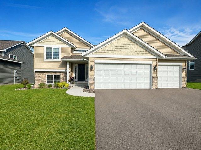 House for sale in Farmington, Dakota County